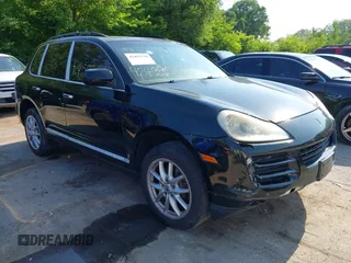 2008 Porsche Cayenne z VIN WP1AA29P68LA29332, wystawiony jako IAAI lot #42459548 z przebiegiem 284 456 mil mil oraz . Historia ofert i sprzedaży dostępna na DreamBid. Obrazek 1.