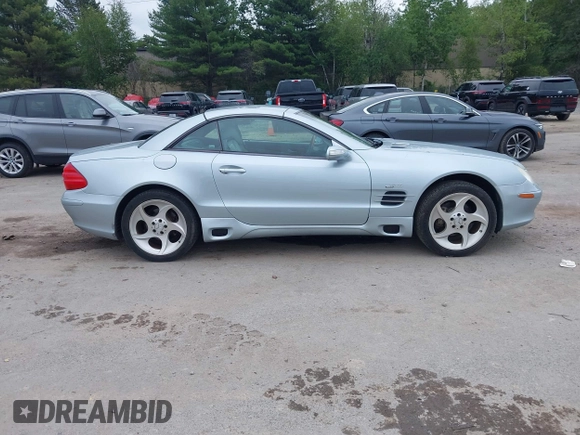 2004 Mercedes-Benz SL 500 with VIN WDBSK75F54F067493, listed as a IAAI auction lot 42548735 with 1,522 mi miles and . Bid and sale history available at DreamBid. Image 13.