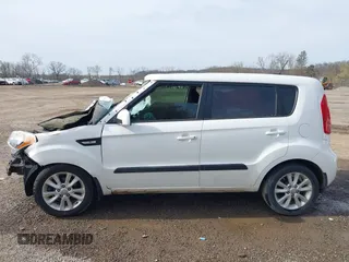2013 Kia Soul with VIN KNDJT2A52D7762552, listed as a IAAI auction lot 42001216 with 131,944 mi miles. Bid and sale history available at carsss.com. Image 15.