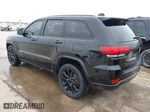 2018 Jeep Grand Cherokee Altitude with VIN 1C4RJEAG5JC216617, listed as a IAAI auction lot 41226061 with 109,166 mi miles. Bid and sale history available at carsss.com. Image 3.
