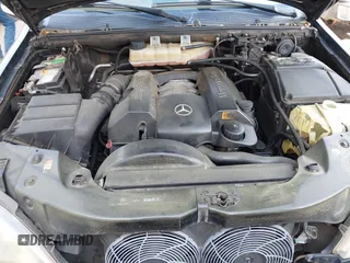 2004 Mercedes-Benz M 350 with VIN 4JGAB57E24A505420, listed as a IAAI auction lot 42070034 with 228,002 mi miles and . Bid and sale history available at carsss.com. Image 10.