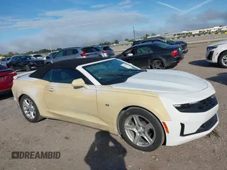 2019 Chevrolet Camaro 1LT with VIN 1G1FB3DS8K0117600, listed as a IAAI auction lot 41174936 with 110,273 mi miles. Bid and sale history available at carsss.com. Image 12.