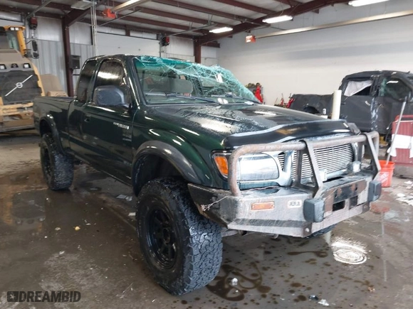 2003 Toyota Tacoma with VIN 5TEWN72N53Z188628, listed as a IAAI auction lot 41599117 with 162,133 mi miles. Bid and sale history available at carsss.com. Image 1.