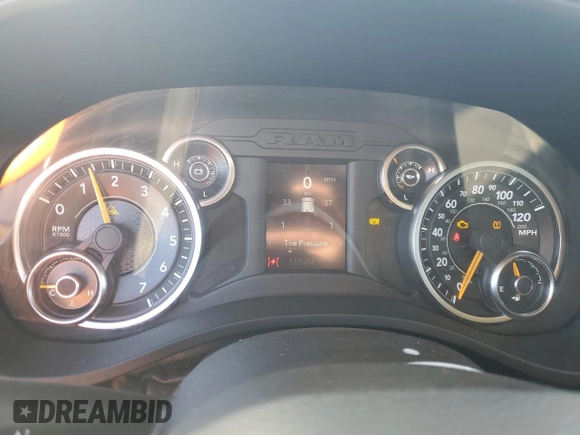 2019 Ram 1500 Tradesman z VIN 1C6RRECT3KN628017, wystawiony jako Copart lot #43822645 z przebiegiem 133 384 mil mil oraz Szkoda całkowita • Salvage title. Historia ofert i sprzedaży dostępna na DreamBid. Obrazek 9.