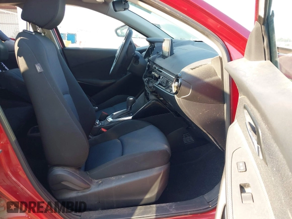 2016 Scion iA z VIN 3MYDLBZV8GY115501, wystawiony jako IAAI lot #40787802 z przebiegiem 184 833 mil mil oraz . Historia ofert i sprzedaży dostępna na DreamBid. Obrazek 5.