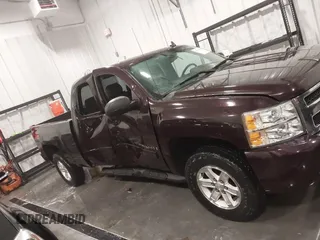 2008 Chevrolet Silverado 1500 LTZ with VIN 1GCEK19JX8E194701, listed as a IAAI auction lot 41270830 with 96,669 mi miles. Bid and sale history available at carsss.com. Image 13.