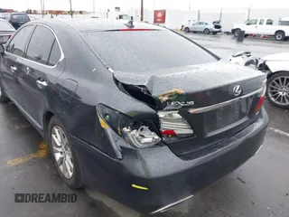 2010 Lexus LS 460 z VIN JTHCL5EF2A5007842, wystawiony jako IAAI lot #41762378 z przebiegiem 102 284 mil mil oraz . Historia ofert i sprzedaży dostępna na DreamBid. Obrazek 6.