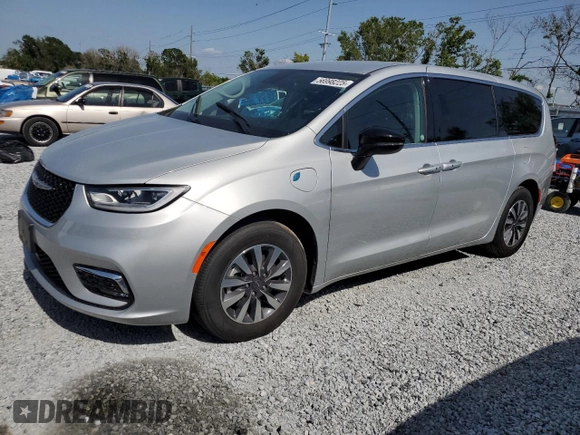 2024 Chrysler Pacifica Hybrid Select with VIN 2C4RC1S7XRR126898, listed as a Copart auction lot 56998225 with 25,971 mi miles and Clean title. Bid and sale history available at DreamBid. Image 1.
