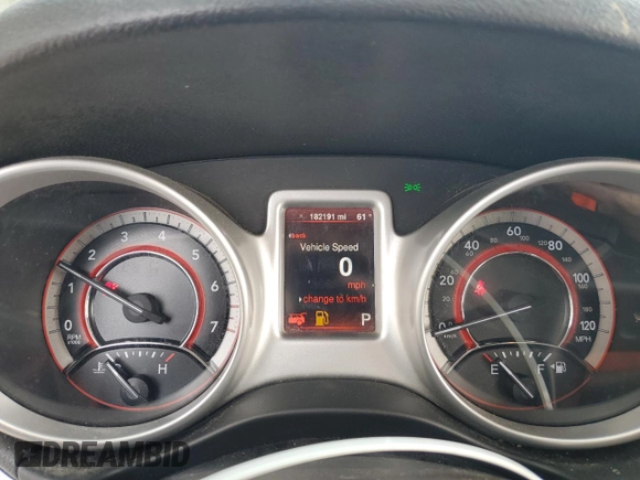 2014 Dodge Journey SE with VIN 3C4PDCAB9ET160165, listed as a Copart auction lot 46939765 with 182,191 mi miles and Salvage Title. Bid and sale history available at carsss.com. Image 9.