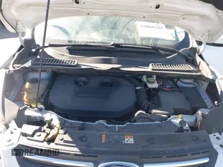 2014 Ford Escape SE with VIN 1FMCU9G90EUC24911, listed as a IAAI auction lot 42068333 with 209,268 mi miles. Bid and sale history available at carsss.com. Image 10.