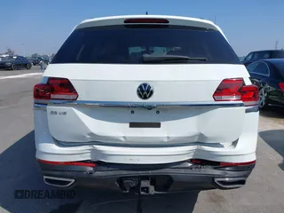 2022 Volkswagen Atlas SE z VIN 1V2WR2CA1NC519384, wystawiony jako IAAI lot #40548286 z przebiegiem 37 093 mil mil oraz . Historia ofert i sprzedaży dostępna na DreamBid. Obrazek 16.