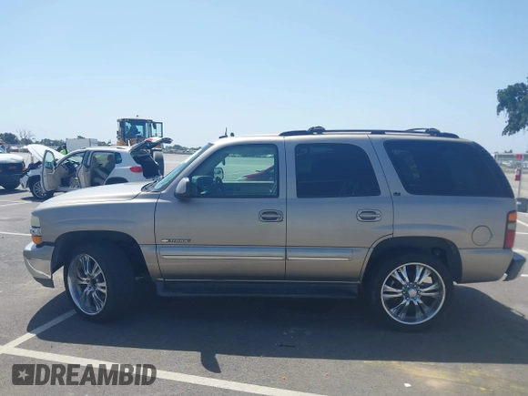 2003 Chevrolet Tahoe LS с VIN 1GNEC13T03R104147, выставлен на аукционе IAAI как лот 42100263 с пробегом 188 249 миль миль и . История ставок и продаж доступна на DreamBid. Изображение 14.