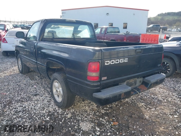 2001 Dodge 1500 z VIN 1B7HC16Y11S300200, wystawiony jako IAAI lot #41819890 z przebiegiem 183 806 mil mil oraz . Historia ofert i sprzedaży dostępna na DreamBid. Obrazek 3.