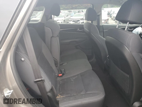 2018 Kia Sorento LX with VIN 5XYPGDA32JG408716, listed as a Copart auction lot 65111604 with 47,822 mi miles and Non Repairable. Bid and sale history available at carsss.com. Image 11.