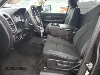 2020 Ram 1500 Tradesman z VIN 1C6SRFNT0LN414883, wystawiony jako Copart lot #56750054 z przebiegiem 119 340 mil mil oraz Szkoda całkowita • Salvage title. Historia ofert i sprzedaży dostępna na DreamBid. Obrazek 7.