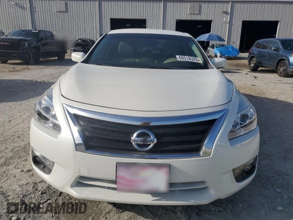 2015 Nissan Altima 2.5 with VIN 1N4AL3AP4FC183103, listed as a Copart auction lot 60518325 with 42,493 mi miles and Salvage title. Bid and sale history available at DreamBid. Image 5.