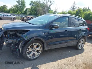 2019 Ford Escape Titanium with VIN 1FMCU9J99KUC00935, listed as a IAAI auction lot 42583250 with 91,241 mi miles and . Bid and sale history available at DreamBid. Image 15.