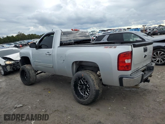 2012 Chevrolet Silverado 1500 LT with VIN 1GCNKSE08CZ133464, listed as a Copart auction lot 73629424 with 98,827 mi miles and Salvage Title. Bid and sale history available at DreamBid. Image 2.