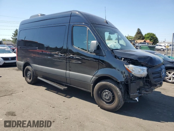 2024 Mercedes-Benz Sprinter with VIN W1Z4NFHY4RP668167, listed as a Copart auction lot 69724604 with 2,342 mi miles and Salvage Title. Bid and sale history available at DreamBid. Image 4.