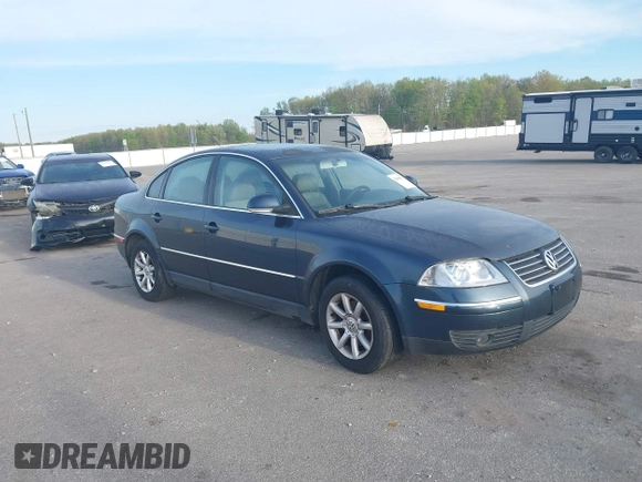 2004 Volkswagen Passat GLS z VIN WVWPD63B34P207546, wystawiony jako IAAI lot #42088512 z przebiegiem 302 909 mil mil oraz . Historia ofert i sprzedaży dostępna na DreamBid. Obrazek 1.