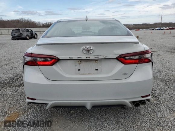 2024 Toyota Camry SE with VIN 4T1T11AK8RU202800, listed as a Copart auction lot 45028525 with 18,355 mi miles and Salvage Title. Bid and sale history available at carsss.com. Image 6.