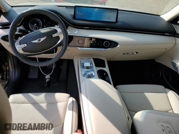 2024 Genesis GV70 2.5T z VIN 5NMMADTB5RH007753, wystawiony jako Copart lot #63099864 z przebiegiem 2 651 mil mil oraz Szkoda całkowita • Salvage title. Historia ofert i sprzedaży dostępna na DreamBid. Obrazek 8.