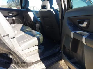 2013 Volvo XC90 Premier Plus z VIN YV4952CY6D1667612, wystawiony jako IAAI lot #40853303 z przebiegiem 104 750 mil mil oraz . Historia ofert i sprzedaży dostępna na DreamBid. Obrazek 8.