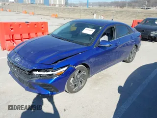 2024 Hyundai Elantra Limited z VIN KMHLP4DG1RU707164, wystawiony jako IAAI lot #41694469 z przebiegiem 11 298 mil mil oraz . Historia ofert i sprzedaży dostępna na DreamBid. Obrazek 19.