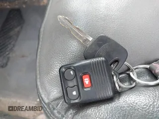 2004 Ford Escape XLT с VIN 1FMCU93154DA14738, выставлен на аукционе IAAI как лот 42531896 с пробегом 166 286 миль миль и . История ставок и продаж доступна на DreamBid. Изображение 11.