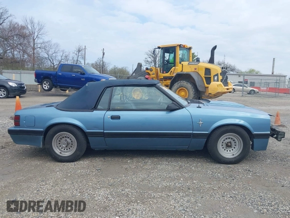 1985 Ford Mustang with VIN 1FABP27M5FF176417, listed as a IAAI auction lot 41937276 with 83,359 mi miles and . Bid and sale history available at DreamBid. Image 14.