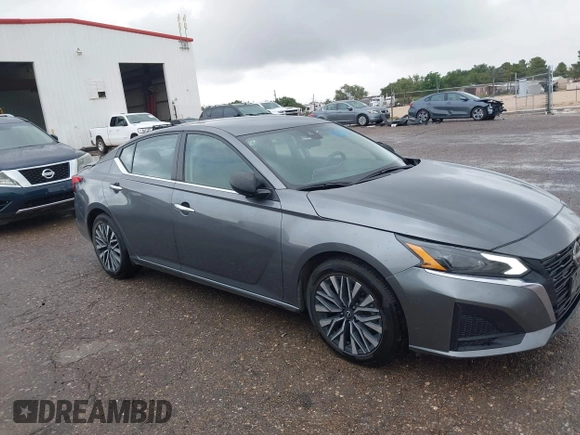 2024 Nissan Altima SV with VIN 1N4BL4DV2RN313134, listed as a IAAI auction lot 42653527 with 45,653 mi miles and . Bid and sale history available at DreamBid. Image 13.