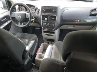 2016 Dodge Grand Caravan SE with VIN 2C4RDGBG8GR342648, listed as a Copart auction lot 46919475 with 117,305 mi miles and Salvage Title. Bid and sale history available at DreamBid. Image 8.