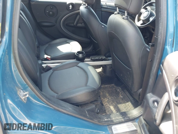 2011 MINI Countryman S with VIN WMWZC5C57BWM11279, listed as a IAAI auction lot 42649621 with 100,000 mi miles and . Bid and sale history available at DreamBid. Image 8.