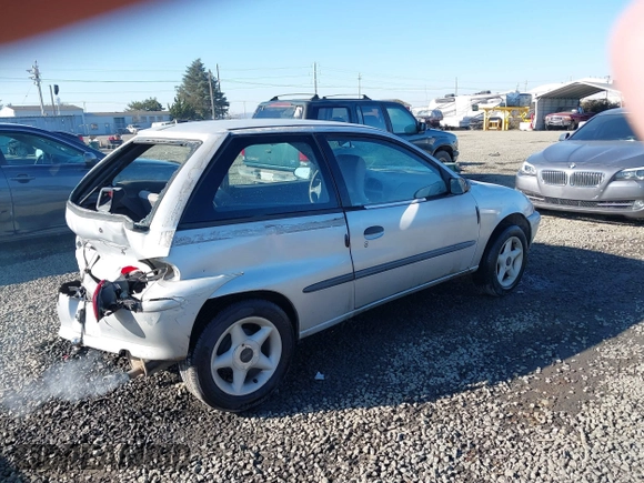 1999 Suzuki Swift z VIN 2S2AB21H9X6600313, wystawiony jako IAAI lot #41430319 z przebiegiem 149 795 mil mil oraz . Historia ofert i sprzedaży dostępna na DreamBid. Obrazek 4.
