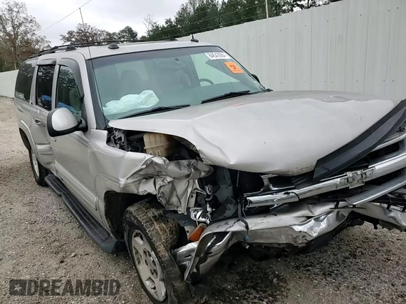 2004 Chevrolet Suburban LT with VIN 1GNEC16Z64J135810, listed as a Copart auction lot 84643984 with 243,355 mi miles and Salvage Title. Bid and sale history available at carsss.com. Image 11.