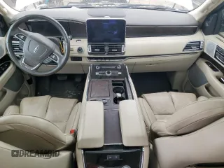 2019 Lincoln Navigator Reserve with VIN 5LMJJ2LT1KEL25094, listed as a Copart auction lot 58539865 with 63,167 mi miles and Salvage title. Bid and sale history available at DreamBid. Image 8.