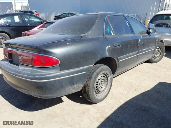 2001 Buick Century Custom with VIN 2G4WS52J611265191, listed as a IAAI auction lot 41695250 with 237120 miles. Bid and sale history available at carsss.com. Image 4.