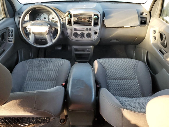 2004 Ford Escape XLT with VIN 1FMYU03154DA18466, listed as a Copart auction lot 70574604 with 168,553 mi miles and Salvage Title. Bid and sale history available at carsss.com. Image 8.