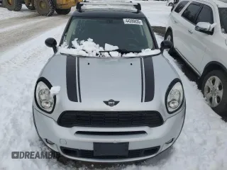 2013 MINI Countryman S ALL4 z VIN WMWZC5C58DWM15375, wystawiony jako Copart lot #44399835 z przebiegiem 121 785 mil mil oraz Tytuł czysty. Historia ofert i sprzedaży dostępna na DreamBid. Obrazek 5.