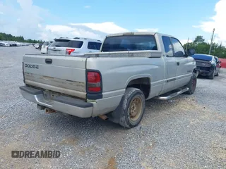 2000 Dodge 1500 with VIN 3B7HC13Z5YG160117, listed as a IAAI auction lot 42502247 with 268,184 mi miles and . Bid and sale history available at DreamBid. Image 4.