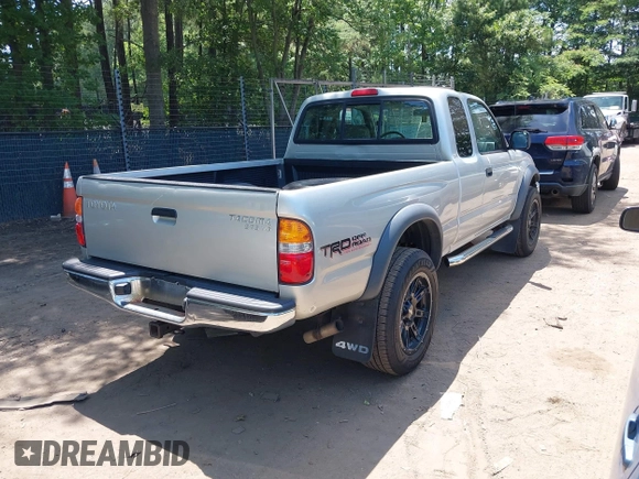 2004 Toyota Tacoma z VIN 5TEWN72N94Z356921, wystawiony jako IAAI lot #42541585 z przebiegiem 215 700 mil mil oraz . Historia ofert i sprzedaży dostępna na DreamBid. Obrazek 4.