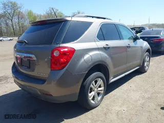2010 Chevrolet Equinox LT w/1LT with VIN 2CNFLEEW0A6244411, listed as a IAAI auction lot 42071536 with 113,073 mi miles. Bid and sale history available at carsss.com. Image 4.