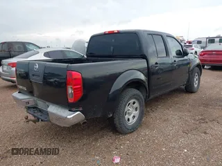 2011 Nissan Frontier SL z VIN 1N6AD0ER7BC412933, wystawiony jako IAAI lot #42362309 z przebiegiem 256 192 mil mil oraz . Historia ofert i sprzedaży dostępna na DreamBid. Obrazek 4.