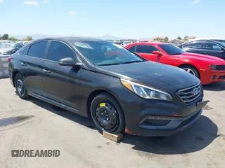 2015 Hyundai Sonata Sport with VIN 5NPE34ABXFH084893, listed as a IAAI auction lot 42066253 with 122,923 mi miles and . Bid and sale history available at carsss.com. Image 1.