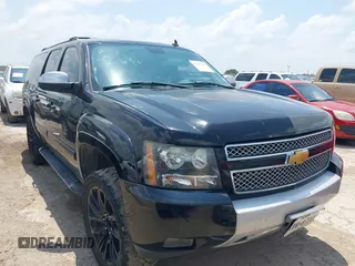 2007 Chevrolet Suburban LT с VIN 3GNFK16397G250068, выставлен на аукционе IAAI как лот 42513549 с пробегом 199 498 миль миль и . История ставок и продаж доступна на DreamBid. Изображение 1.
