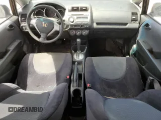 2007 Honda Fit с VIN JHMGD38407S013727, выставлен на аукционе Copart как лот 50846405 с пробегом 198 349 миль миль и Списание • Salvage title. История ставок и продаж доступна на DreamBid. Изображение 8.
