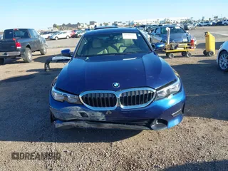 2020 BMW 3 Series 330i with VIN 3MW5R1J02L8B36329, listed as a IAAI auction lot 41796964 with 43,718 mi miles. Bid and sale history available at carsss.com. Image 12.