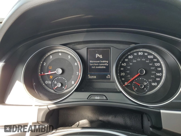 2018 Volkswagen Atlas SEL with VIN 1V2MR2CA2JC526426, listed as a Copart auction lot 48944265 with 102,938 mi miles and Salvage title. Bid and sale history available at DreamBid. Image 9.