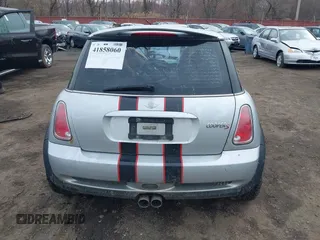 2006 MINI Hardtop S with VIN WMWRE33546TL23876, listed as a IAAI auction lot 41858060 with 146,359 mi miles and . Bid and sale history available at DreamBid. Image 16.