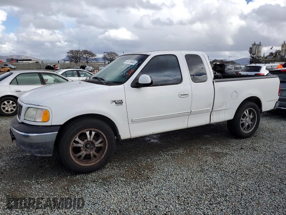 2002 Ford F-150 XL with VIN 1FTRX17W22KC53704, listed as a Copart auction lot 49179545 with 182,629 mi miles and Clean Title. Bid and sale history available at carsss.com. Image 1.